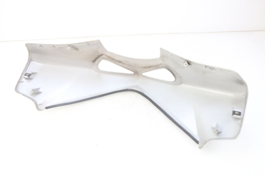 photo de COFANO MANUBRIO ANTERIORE HONDA FES PANTHEON 125 (2003 - 2007) - Altra angolazione