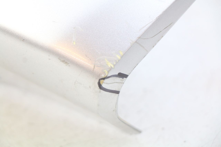 photo de COFANO MANUBRIO ANTERIORE HONDA FES PANTHEON 125 (2003 - 2007) - Dettagli dei punti di fissaggio