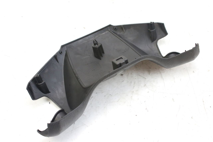photo de COFANO MANUBRIO ANTERIORE HONDA FES S-WING SWING ABS 125 (2007 - 2015) - Primo piano tecnico