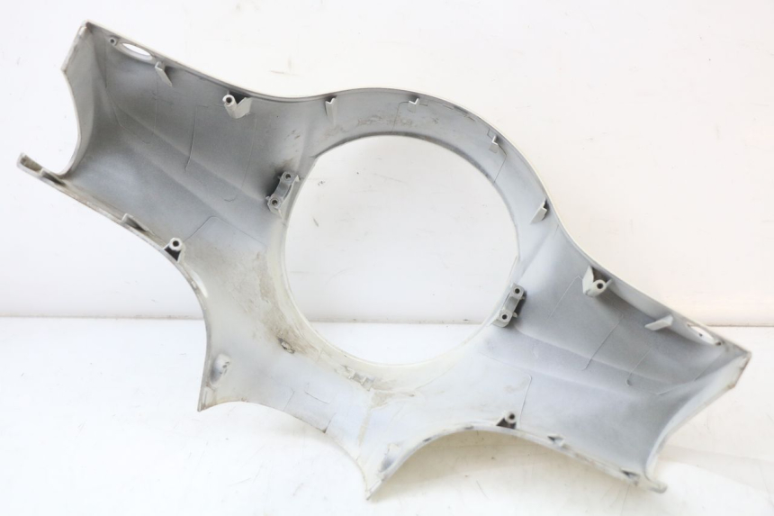 photo de COFANO MANUBRIO ANTERIORE SYM FIDDLE 2 50 (2008 - 2013) - Dettagli dei punti di fissaggio