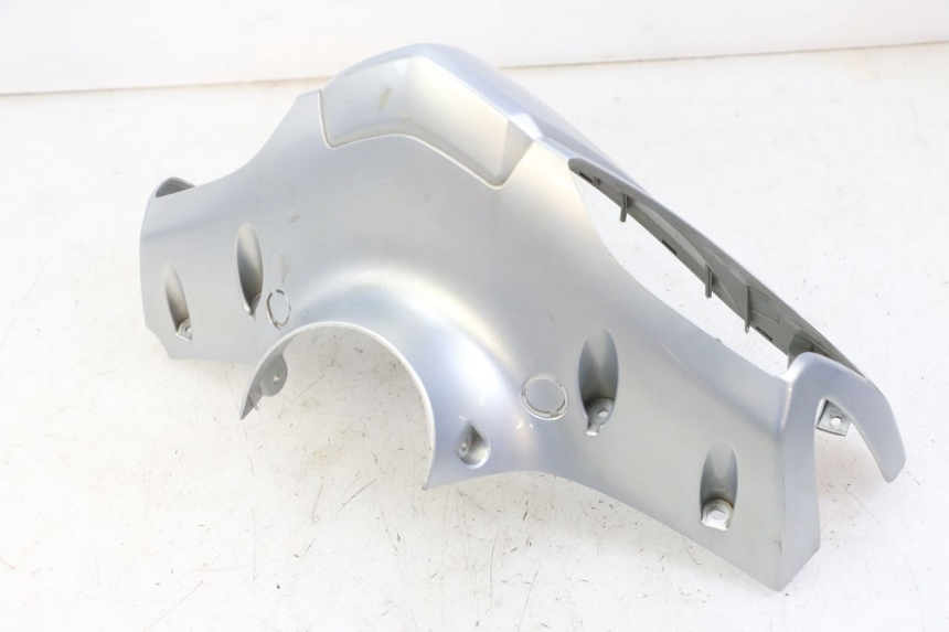 photo de COPRIMANUBRIO ANTERIORE MBK FLAME X 125 (2007 - 2016) - Dettagli dei punti di fissaggio