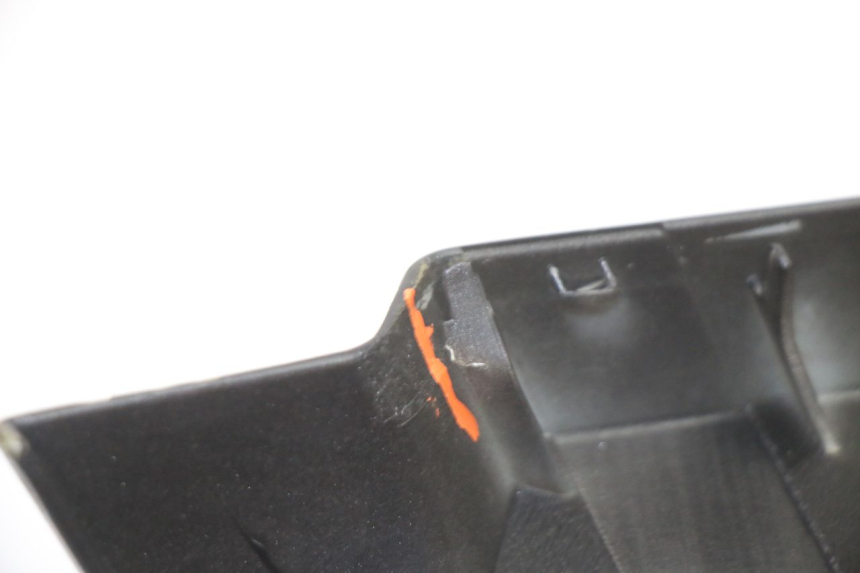 photo de COPRIGUIDA ANTERIORE VENESI FLY RETRO 4T 50 (2020 - 2025) - Altra vista dell'articolo