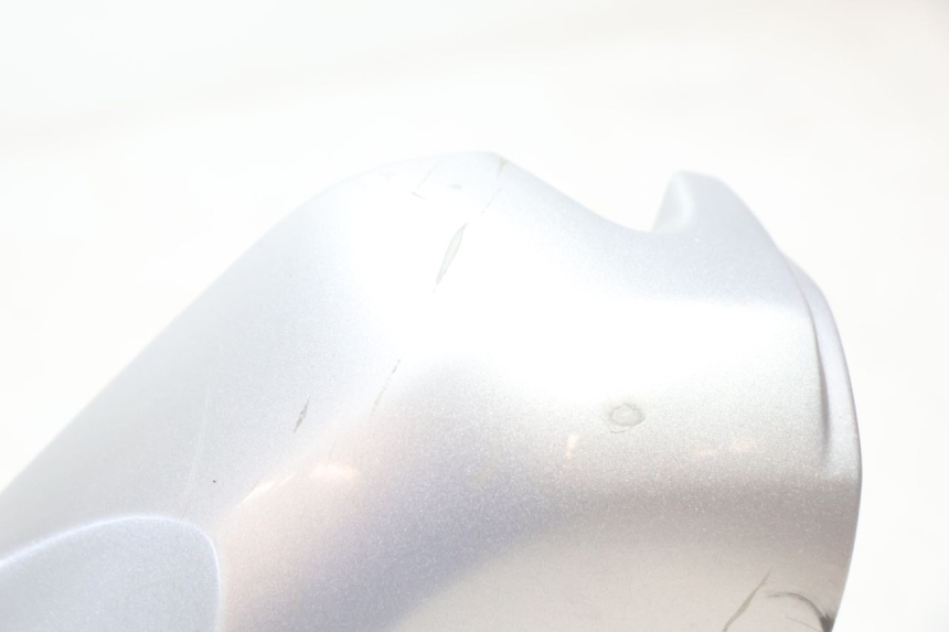 photo de COPRIMANUBRIO ANTERIORE KYMCO GRAND DINK 125 (2008 - 2014) - Primo piano tecnico