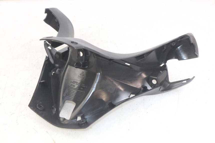 photo de COFANO MANUBRIO ANTERIORE SYM GTS EFI 125 (2012 - 2016) - Vista d'insieme del prodotto