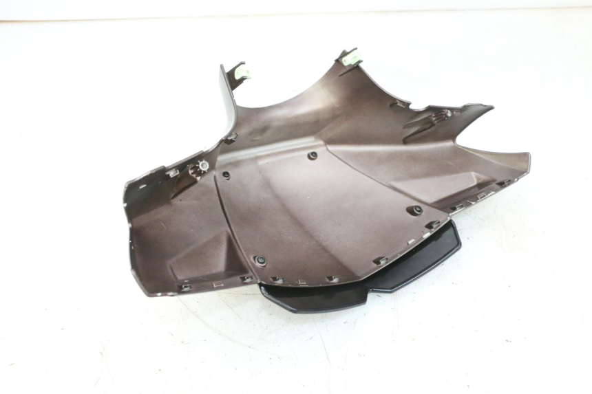 photo de COFANO MANUBRIO ANTERIORE PEUGEOT KISBEE 2T 50 (2010 - 2017) - Vista d'insieme del prodotto