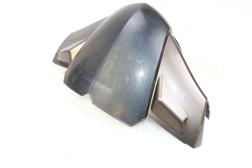 photo de COFANO MANUBRIO ANTERIORE PEUGEOT KISBEE 2T 50 (2010 - 2017) - Marcature e riferimenti originali