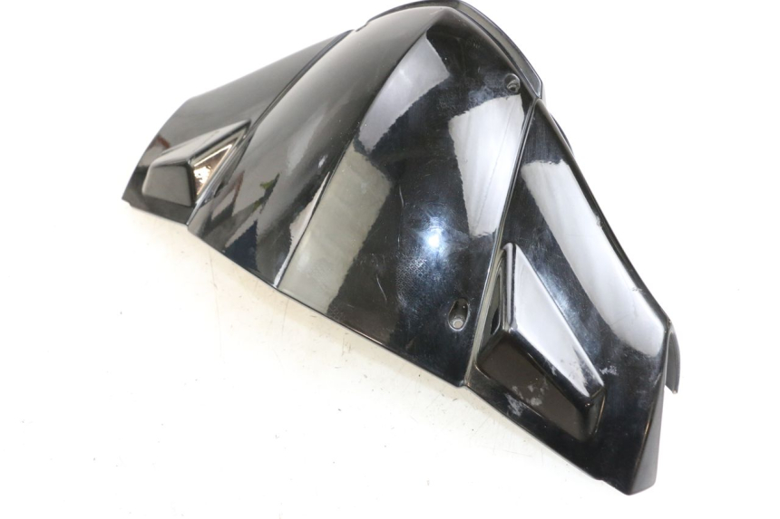 photo de COFANO MANUBRIO ANTERIORE PEUGEOT KISBEE 4T 50 (2018 - 2022) - Primo piano tecnico