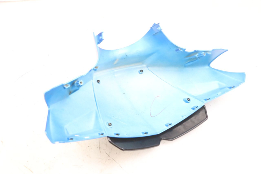 photo de COFANO MANUBRIO ANTERIORE PEUGEOT KISBEE 4T 50 (2010 - 2017) - Zoom sullo stato d'uso