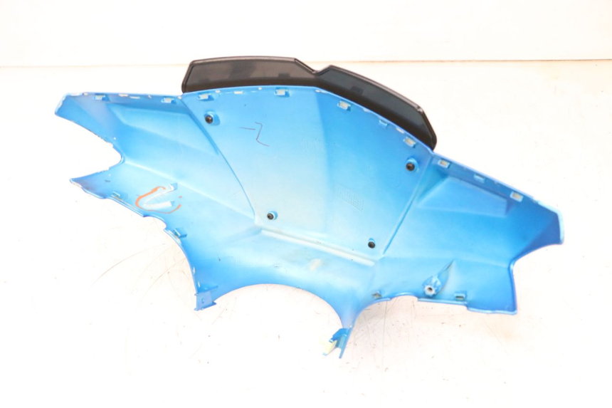 photo de COFANO MANUBRIO ANTERIORE PEUGEOT KISBEE 4T 50 (2010 - 2017) - Focus sulla struttura