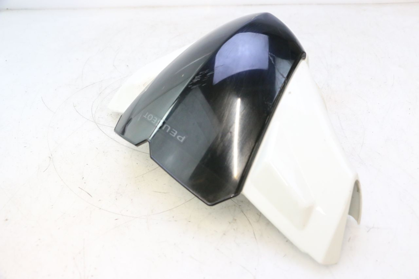 photo de COFANO MANUBRIO ANTERIORE PEUGEOT KISBEE 4T 50 (2018 - 2022) - Stato della superficie e materiale
