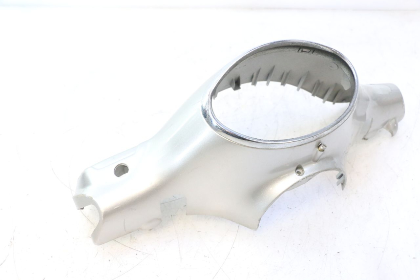 photo de COPRIMANUBRIO ANTERIORE PIAGGIO LIBERTY 50 (1998 - 2003) - Altra angolazione