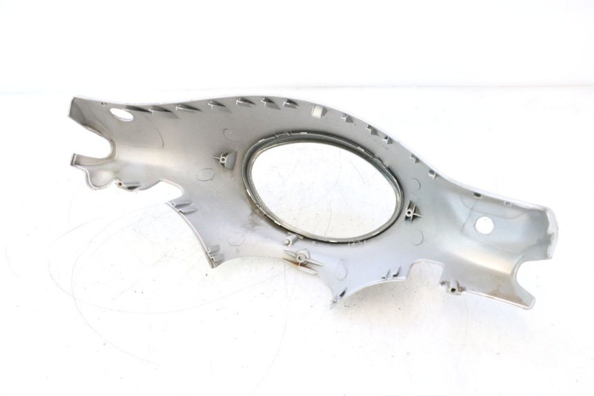 photo de COPRIMANUBRIO ANTERIORE PIAGGIO LIBERTY 50 (1998 - 2003) - Stato della superficie e materiale