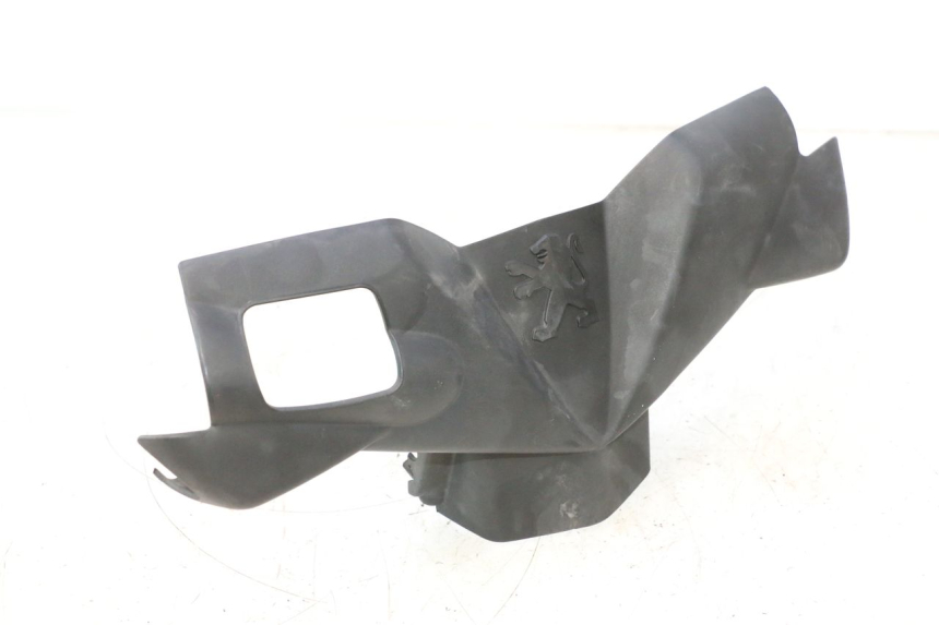 photo de COPRIMANUBRIO ANTERIORE PEUGEOT LUDIX PRO 2T 50 (2010 - 2017) - Primo piano tecnico