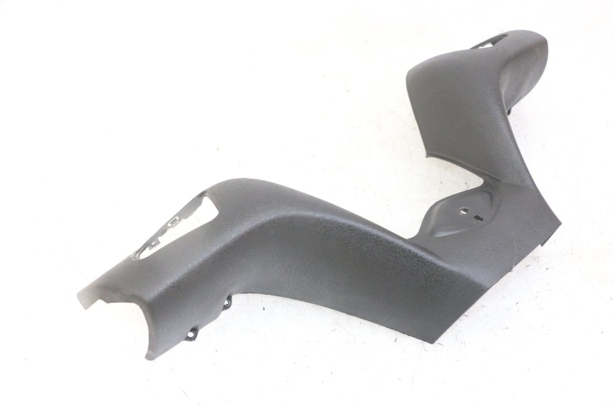 photo de COPRIMANUBRIO ANTERIORE PIAGGIO MP3 LT 300 (2010 - 2016) - Zoom sullo stato d'uso