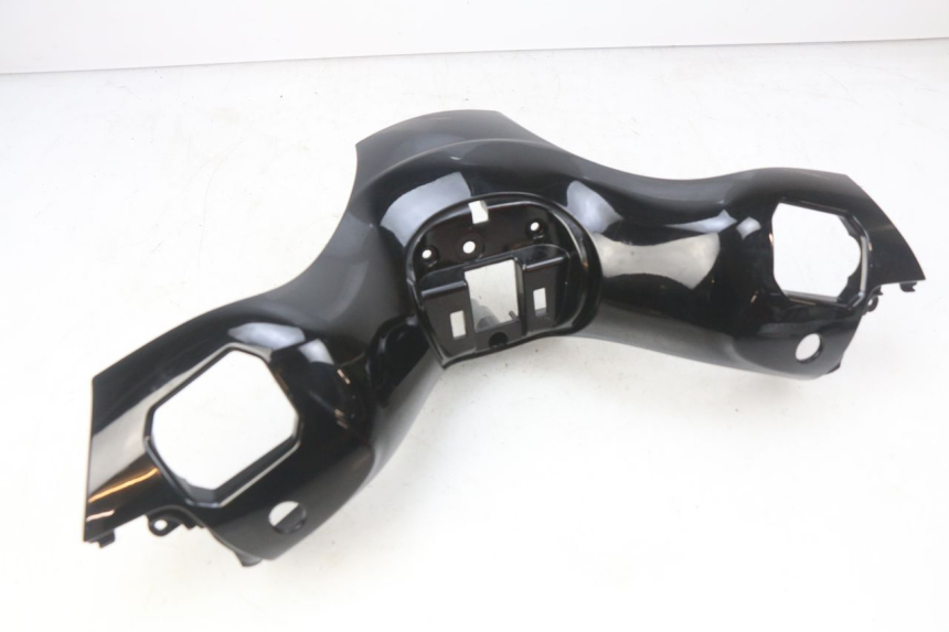 photo de COFANO MANUBRIO ANTERIORE PIAGGIO MP3 500 (2014 - 2017) - Vista d'insieme del prodotto