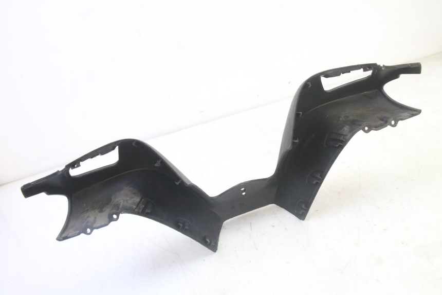 photo de COFANO MANUBRIO ANTERIORE PIAGGIO MP3 500 (2011 - 2015) - Altra angolazione