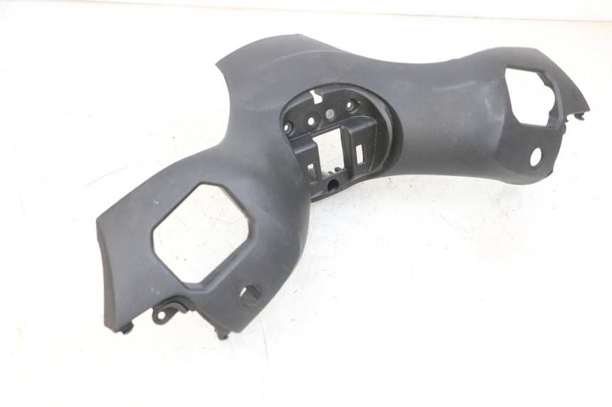 photo de COPRIMANUBRIO ANTERIORE PIAGGIO MP3 500 (2016 - 2018) - Marcature e riferimenti originali