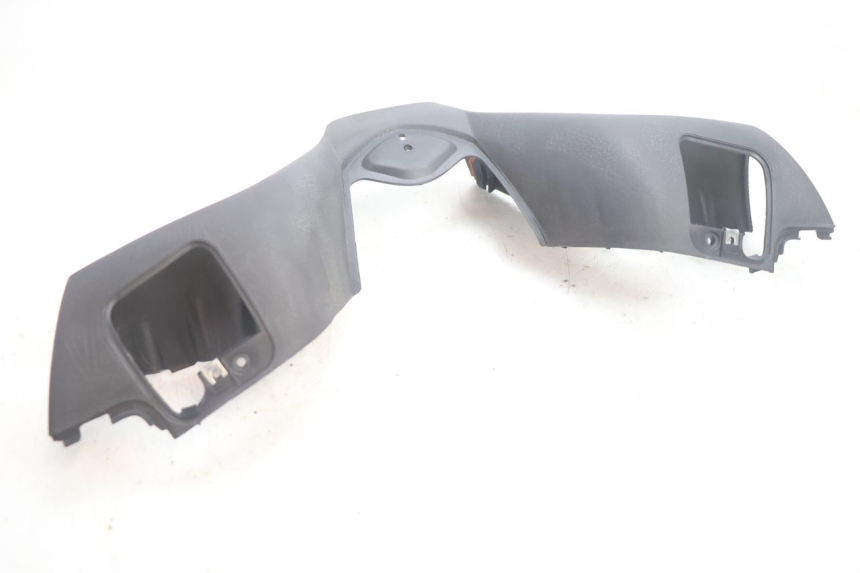 photo de COFANO MANUBRIO ANTERIORE PIAGGIO MP3 500 (2011 - 2015) - Zoom sullo stato d'uso