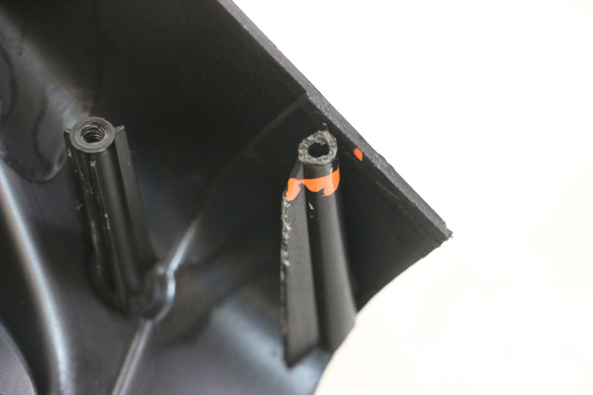 photo de COPERCHIO MANUBRIO ANTERIORE GILERA NEXUS 125 (2009 - 2013) - Dettaglio del componente