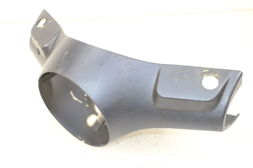 photo de COPRIMANUBRIO ANTERIORE JM MOTORS OLDIES GT 4T 50 (2018 - 2025) - Stato della superficie e materiale