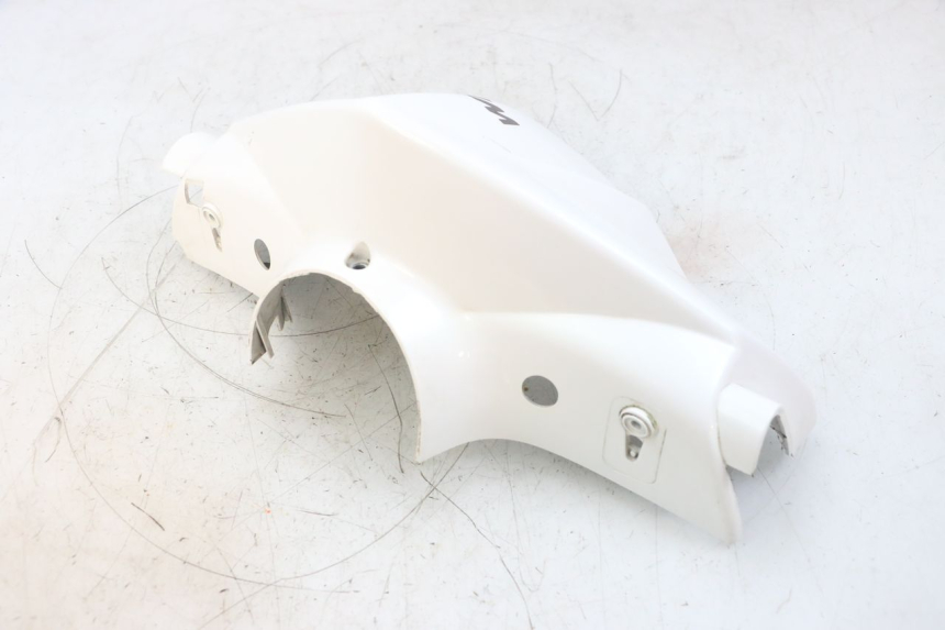 photo de COPERCHIO MANUBRIO ANTERIORE SYM ORBIT 2 4T 50 (2008 - 2017) - Primo piano tecnico