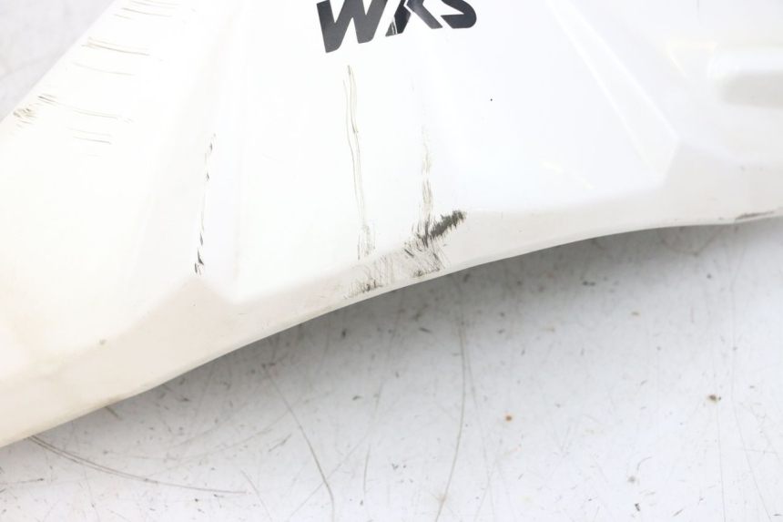 photo de COPRIMANUBRIO ANTERIORE SYM ORBIT 2 50 (2008 - 2014) - Altra angolazione