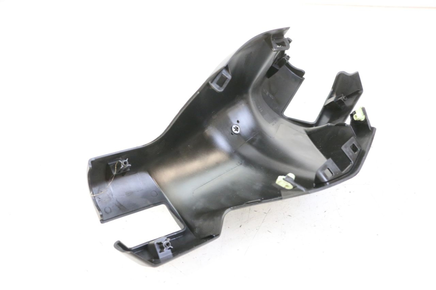 photo de COFANO MANUBRIO ANTERIORE PEUGEOT CITYSTAR 125 (2011 - 2017) - Zoom sullo stato d'uso