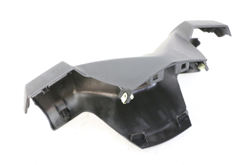 photo de COFANO MANUBRIO ANTERIORE PEUGEOT CITYSTAR 125 (2011 - 2017) - Primo piano tecnico