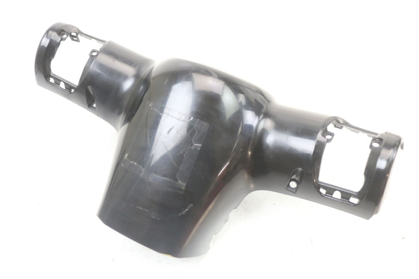 photo de COFANO MANUBRIO ANTERIORE PEUGEOT DJANGO 125 (2014 - 2017) - Dettaglio del componente