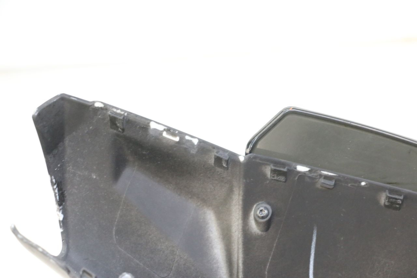 photo de COFANO MANUBRIO ANTERIORE PEUGEOT KISBEE 4T 50 (2018 - 2022) - Dettaglio del componente