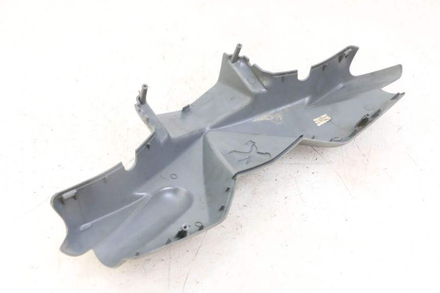 photo de COPRIMANUBRIO ANTERIORE PEUGEOT LUDIX ONE 50 (2005 - 2008) - Stato della superficie e materiale