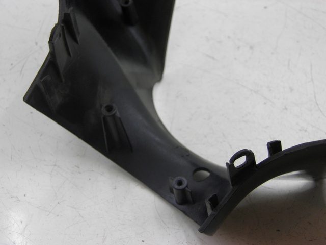 photo de COPERCHIO MANUBRIO ANTERIORE PIAGGIO ZIP 4T 50 (2001 - 2008) - Zoom sullo stato d'uso