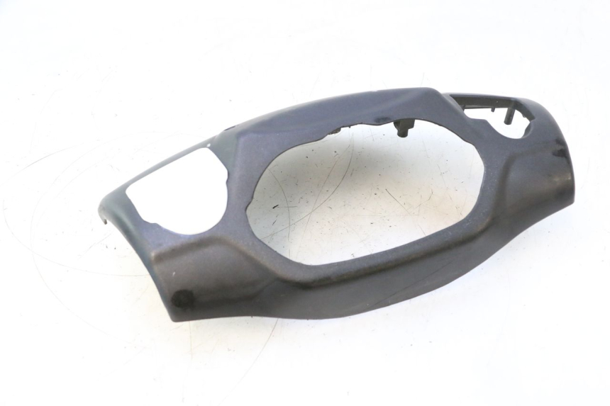 photo de COFANO MANUBRIO ANTERIORE KEEWAY RY6 2T 50 (2011 - 2019) - Stato della superficie e materiale