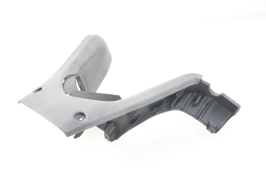 photo de COPERCHIO MANUBRIO ANTERIORE DAELIM S3 125 (2010 - 2017) - Primo piano tecnico