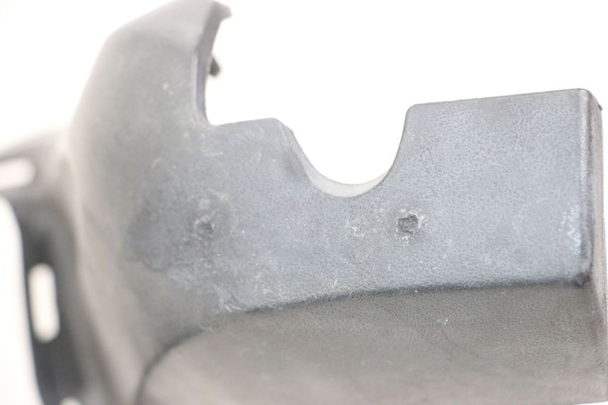 photo de COPERCHIO MANUBRIO ANTERIORE DAELIM S3 125 (2010 - 2017) - Zoom sullo stato d'uso