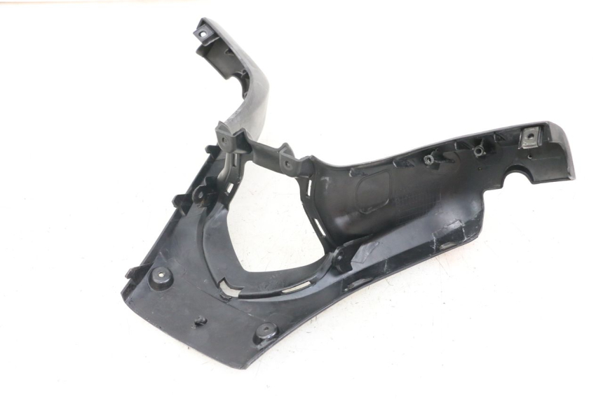 photo de COPERCHIO MANUBRIO ANTERIORE DAELIM S3 125 (2010 - 2017) - Primo piano tecnico