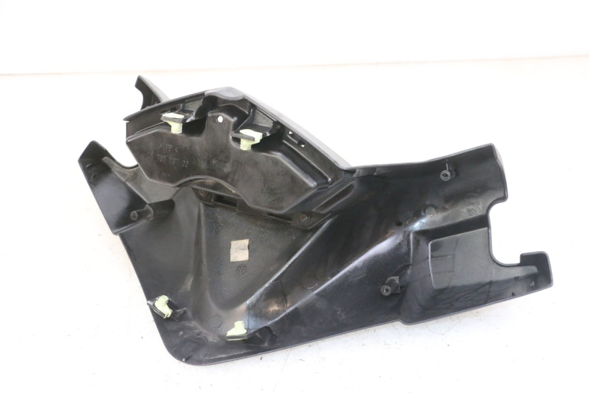 photo de COPRIMANUBRIO ANTERIORE PEUGEOT SATELIS COMPRESSOR K15 125 (2006 - 2009) - Vista d'insieme del prodotto