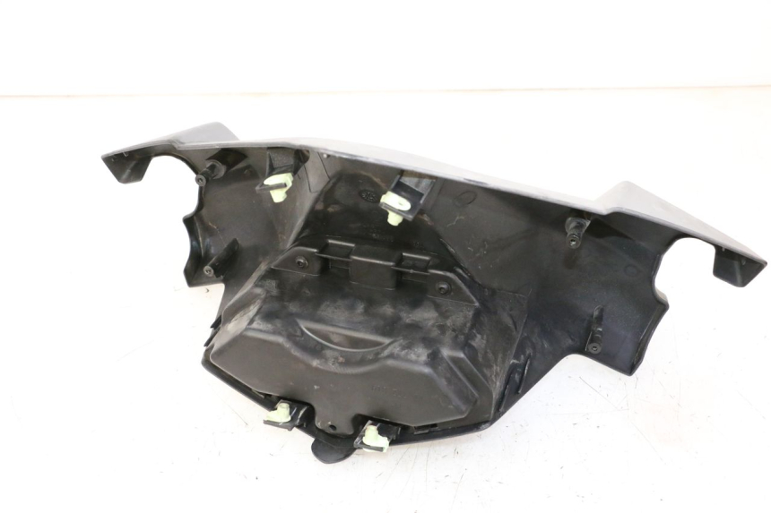 photo de COPRIMANUBRIO ANTERIORE PEUGEOT SATELIS 125 (2010 - 2012) - Altra vista dell'articolo