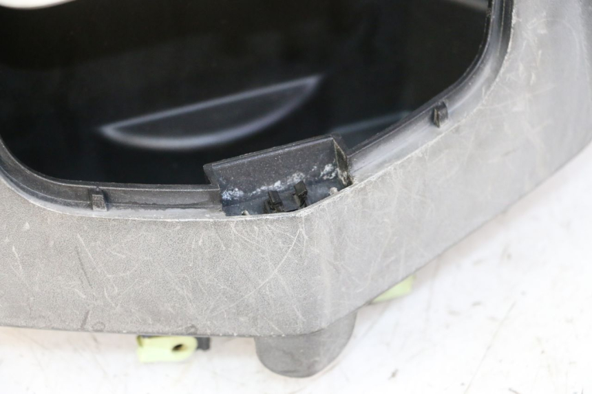 photo de COPRIMANUBRIO ANTERIORE PEUGEOT SATELIS 125 (2010 - 2012) - Vista d'insieme del prodotto