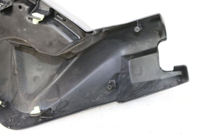 photo de COPRIMANUBRIO ANTERIORE PEUGEOT SATELIS 125 (2010 - 2012) - Ricambio usato controllato