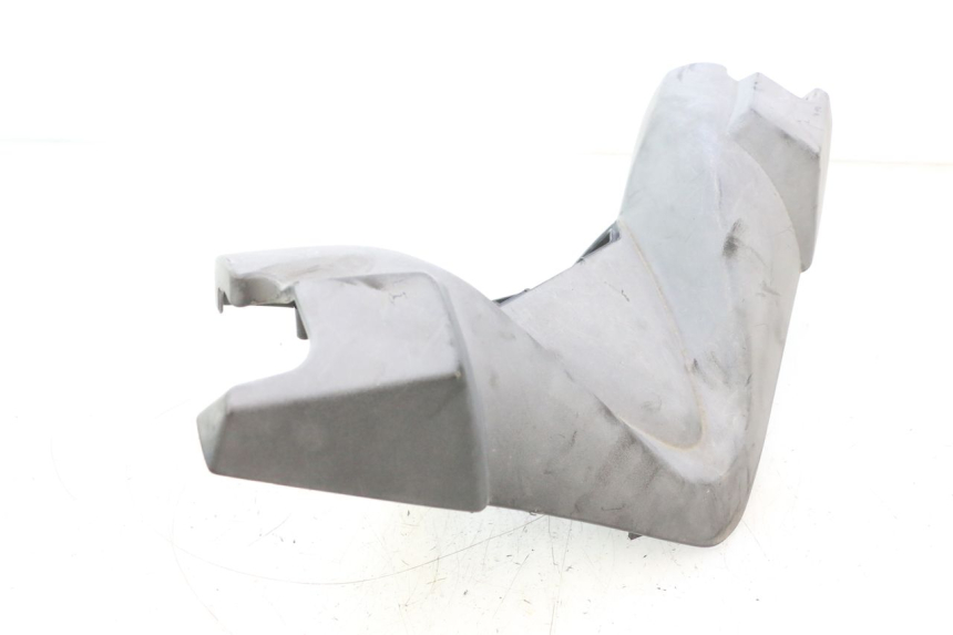 photo de COPRIMANUBRIO ANTERIORE PEUGEOT SATELIS 125 (2006 - 2009) - Stato della superficie e materiale