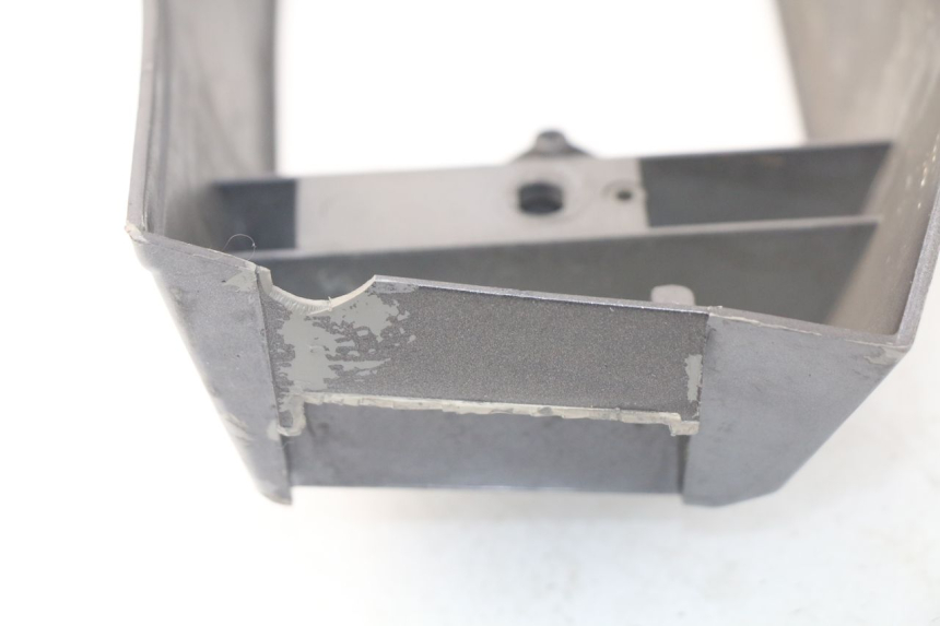 photo de COPERCHIO MANUBRIO ANTERIORE PEUGEOT SC 50 (1988 - 1992) - Dettaglio del componente