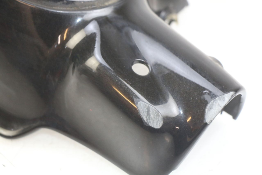 photo de COFANO MANUBRIO ANTERIORE APRILIA SCARABEO 100 (2003 - 2012) - Altra angolazione