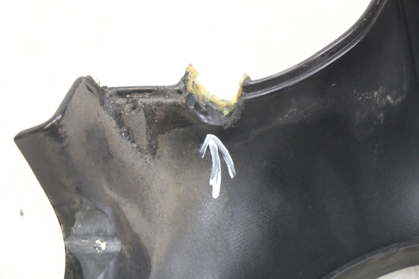 photo de COFANO MANUBRIO ANTERIORE APRILIA SCARABEO 100 (2003 - 2012) - Stato della superficie e materiale