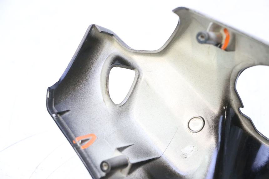 photo de COPRIMANUBRIO ANTERIORE PEUGEOT SPEEDFIGHT 2 AC 50 (2000 - 2009) - Altra vista dell'articolo