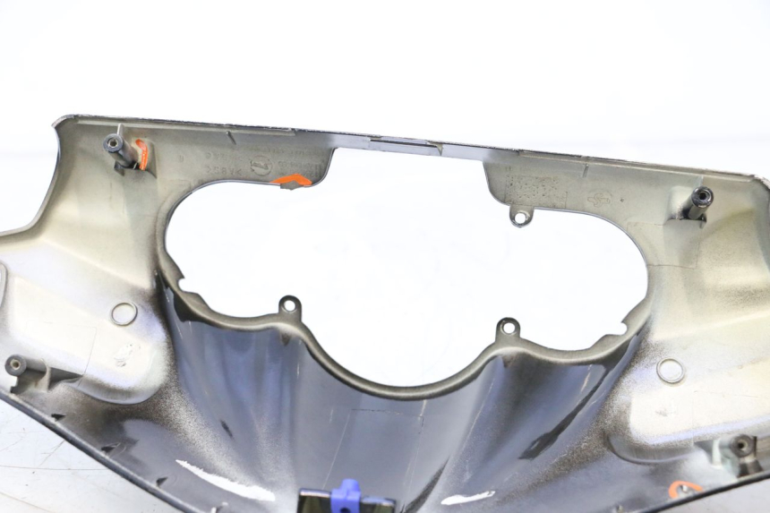 photo de COPRIMANUBRIO ANTERIORE PEUGEOT SPEEDFIGHT 2 AC 50 (2000 - 2009) - Stato della superficie e materiale