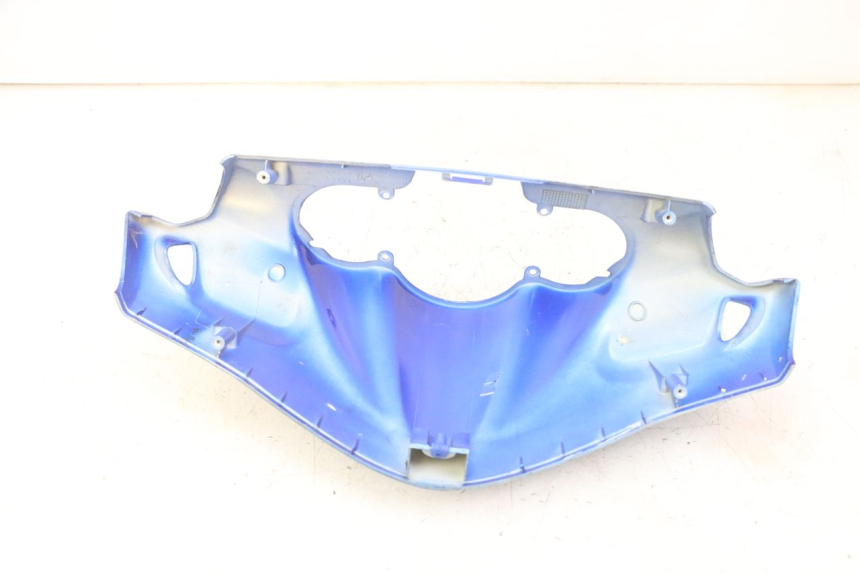 photo de COPRIMANUBRIO ANTERIORE PEUGEOT SPEEDFIGHT 2 LC 50 (2000 - 2009) - Primo piano tecnico