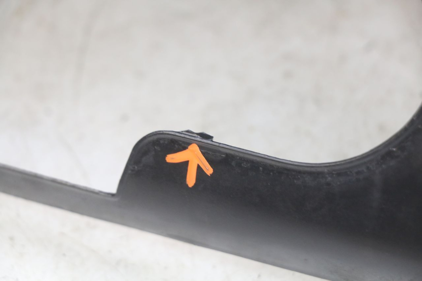 photo de COFANO MANUBRIO ANTERIORE PEUGEOT SPEEDFIGHT LC 50 (1996 - 2002) - Ricambio usato controllato