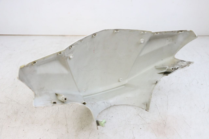 photo de COPRIMANUBRIO ANTERIORE PEUGEOT STREETZONE 2T 50 (2014 - 2019) - Zoom sullo stato d'uso