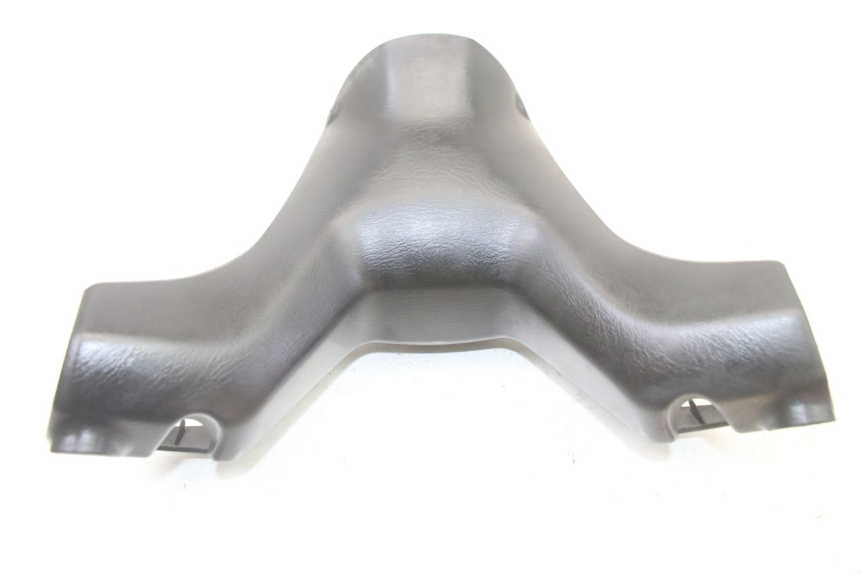 photo de COPRIMANUBRIO ANTERIORE SUZUKI BURGMAN 125 (2015 - 2017) - Altra angolazione